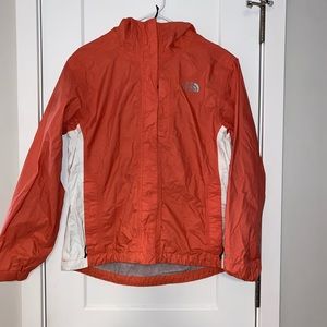 Woman’s The North Face Rain Coat
